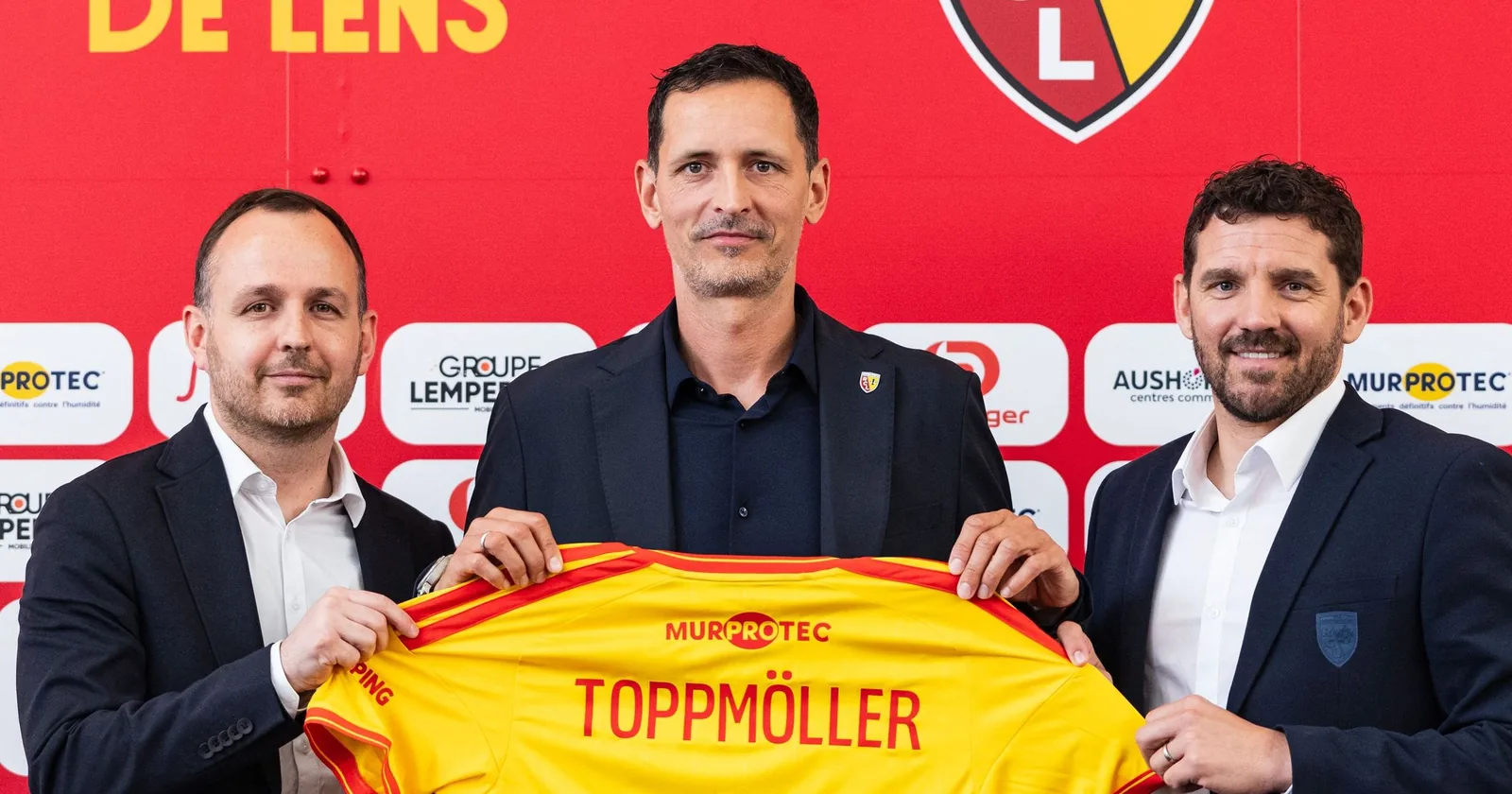 Lens se sépare de son entraîneur Dino Toppmöller après six matchs