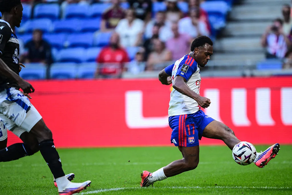 Le Paris FC et l’OL se neutralisent et manquent l’occasion de prendre la tête