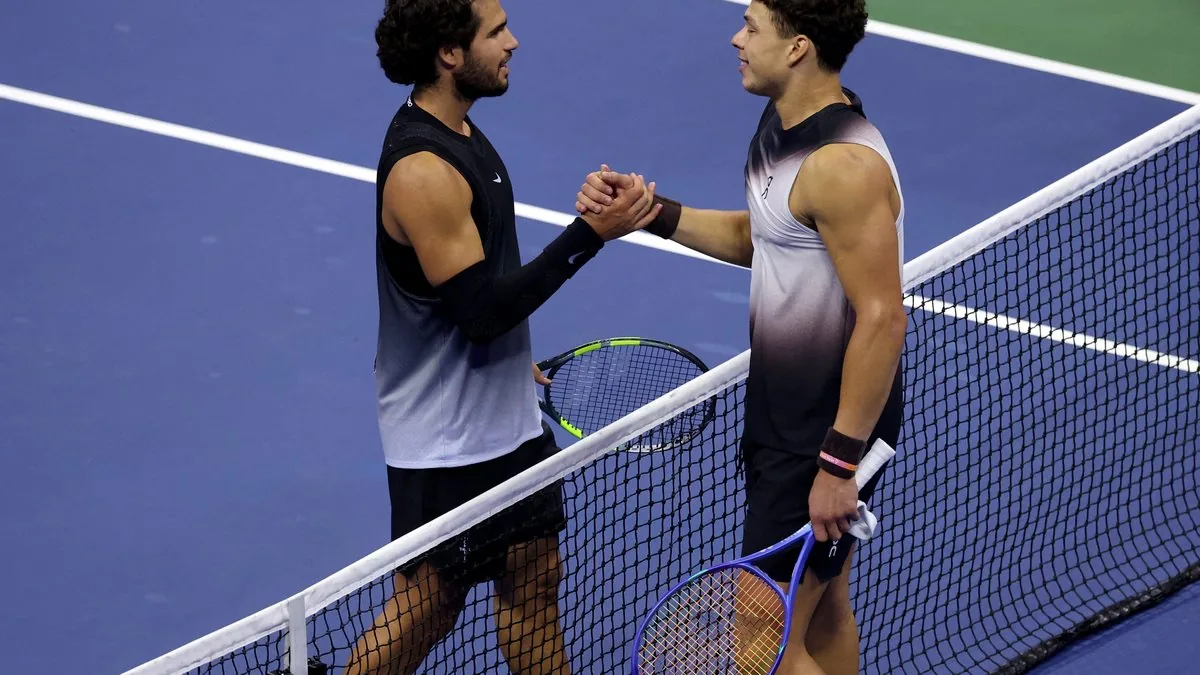 US Open : Shelton élimine Alcaraz en quarts de finale et assure une présence américaine en finale
